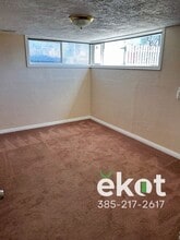 Building Photo - 14551 S Camp Williams Rd