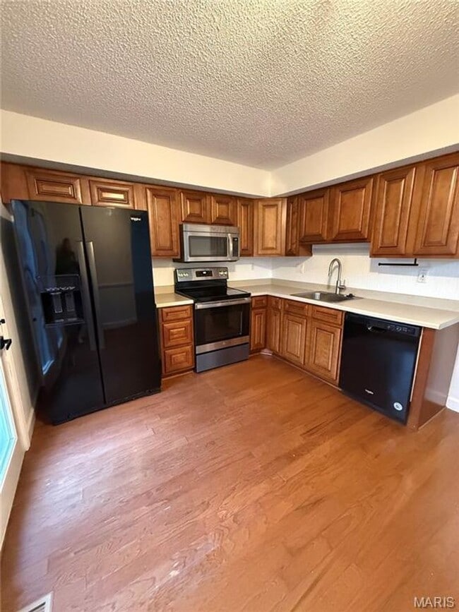 Building Photo - 13325 Hiddendale Ln