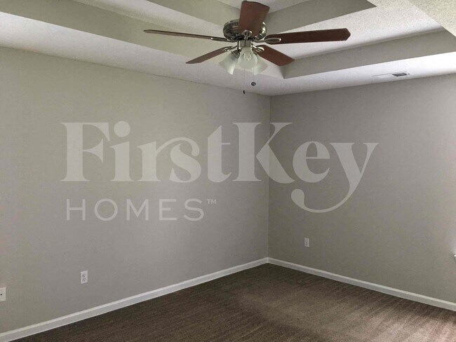 Foto del edificio - 7601 Broken Hickory Dr