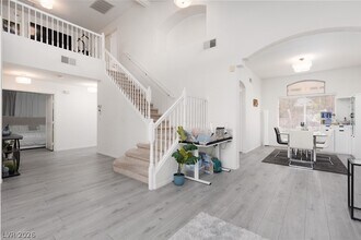 Building Photo - 2165 Crestline Falls Pl