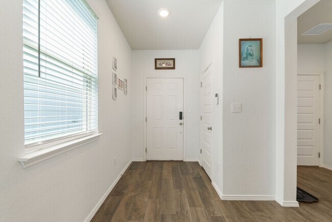 Building Photo - Stylish 4-Bedroom Home with Solar & Game R...