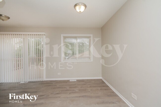 Foto del edificio - 17213 Springtide Ln