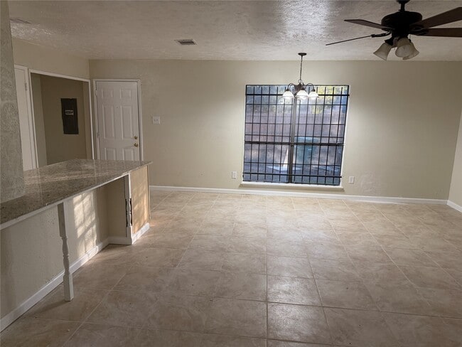 Foto del edificio - 4915 Porter Ridge Dr