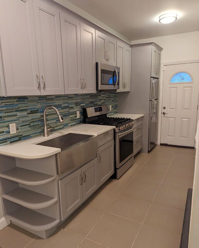 Updated Kitchen - 162 27th St