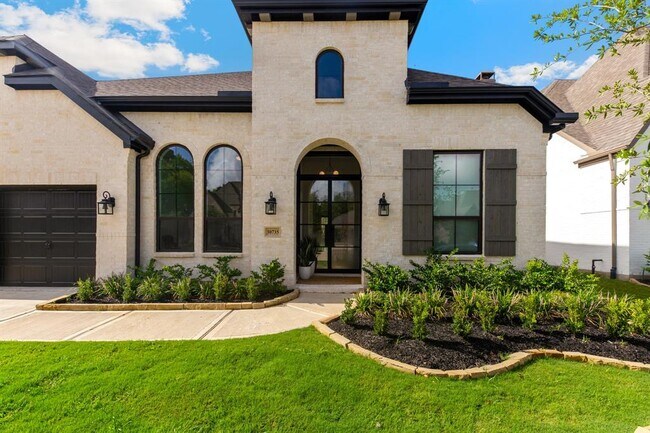 Building Photo - 30735 Sunny Meadow Dr