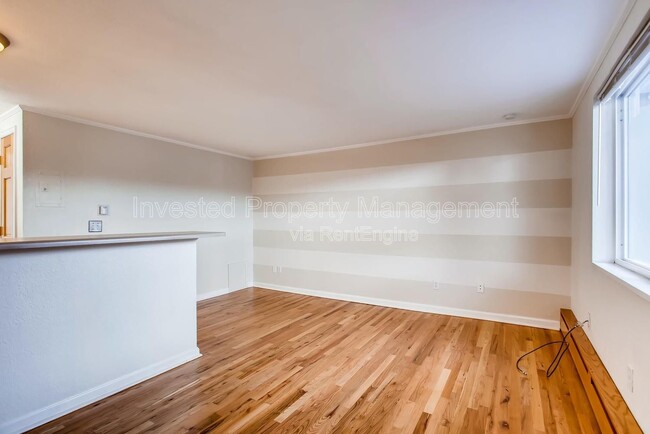 Photo - 336 N Grant St Apartment