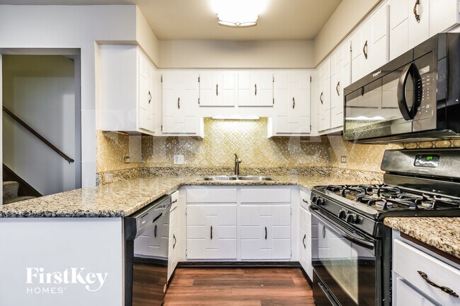 Foto del edificio - 744 194th St