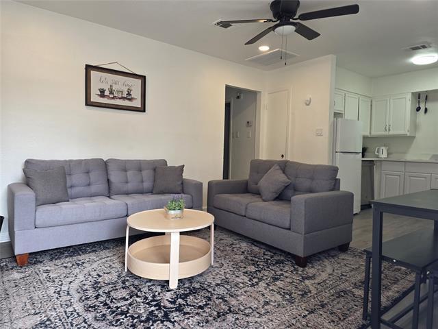 Foto del edificio - 853 Broadway Ave