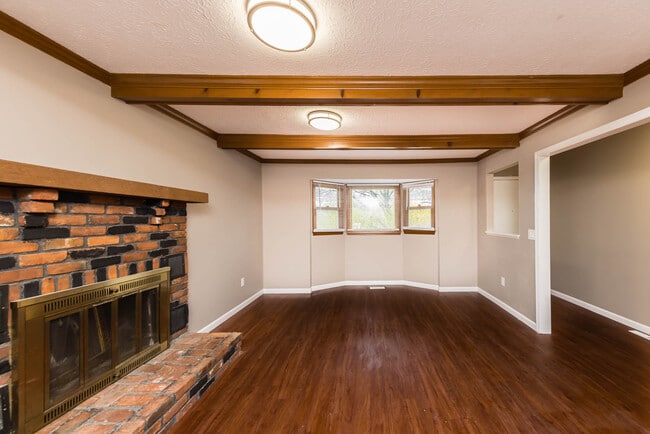 Building Photo - 5497 Archway Dr