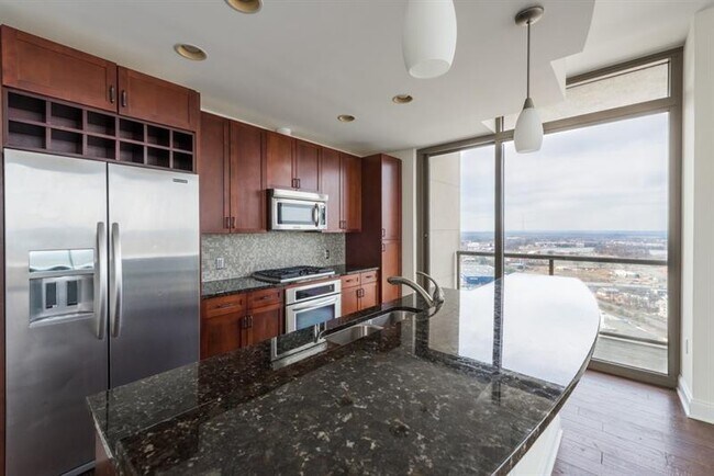 Foto del edificio - 270 17th St NW