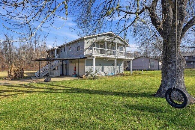 Foto del edificio - 360 S Lakeside Dr