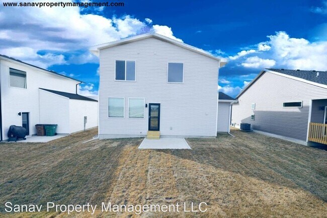Building Photo - 3 br, 2.5 bath House - 616 Kingfisher Dr