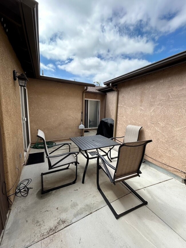 Building Photo - 3346-50 Jemez Dr