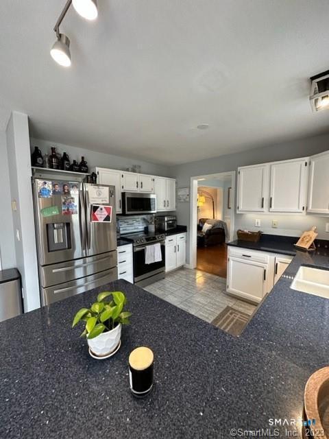 Foto del edificio - 209 Deerfield Ridge Dr