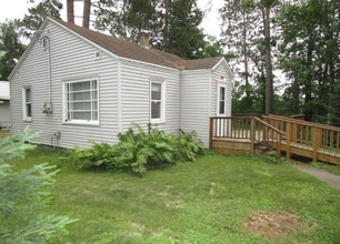 Building Photo - 3960 Sherman Dr NE
