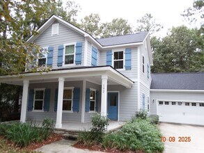 Building Photo - 192 Ridgewood Park Dr S