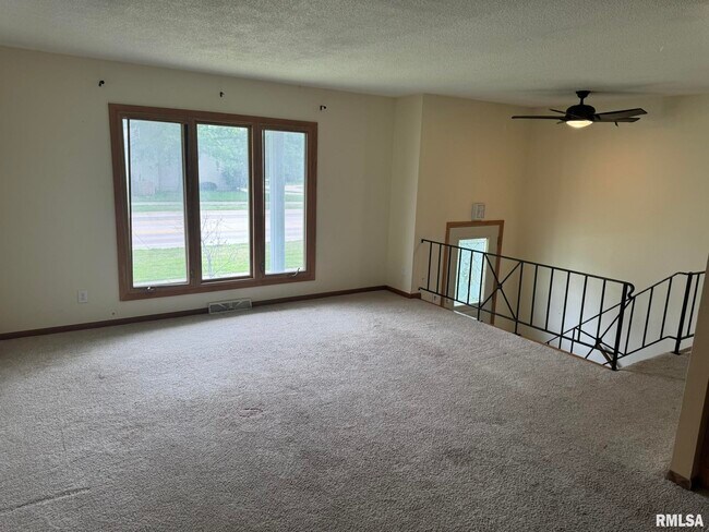 Foto del edificio - 2107 Tanglefoot Ln