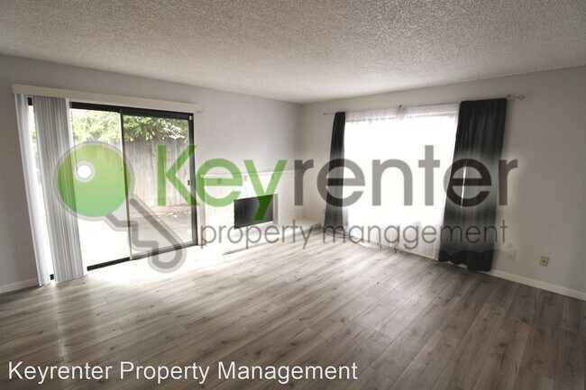 Building Photo - 2 br, 1.5 bath House - 1837 Westminster Ct.