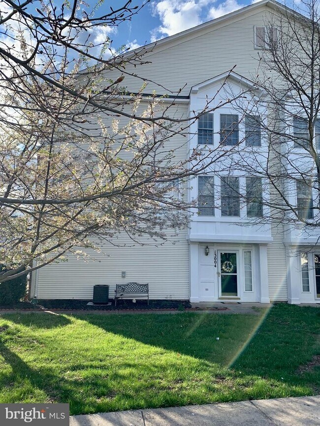 Foto del edificio - 13004 Bathgate Way