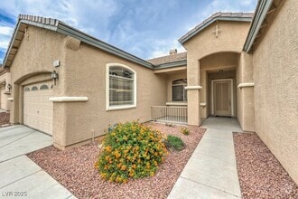 Building Photo - 10640 Warrior Ct