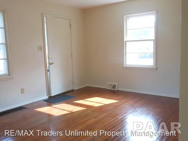 Building Photo - 2 br, 1 bath House - 2716 Humboldt Ave.