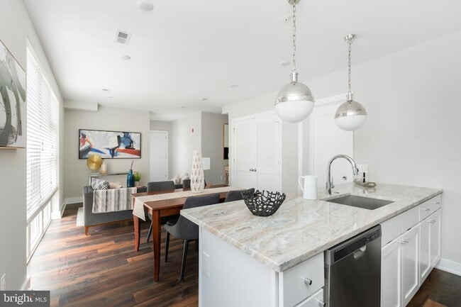 Photo - 45 W Haines St Apartment