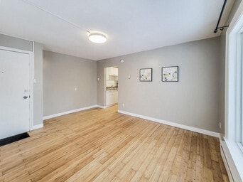 Building Photo - Parkland Village  