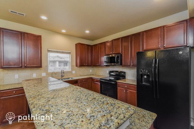 Building Photo - 9436 Brisco Ct
