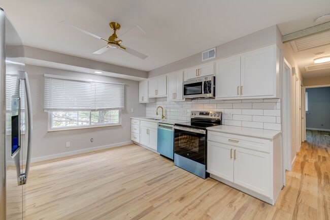 Building Photo - Brand New Renovated 2 bedroom in Arnold