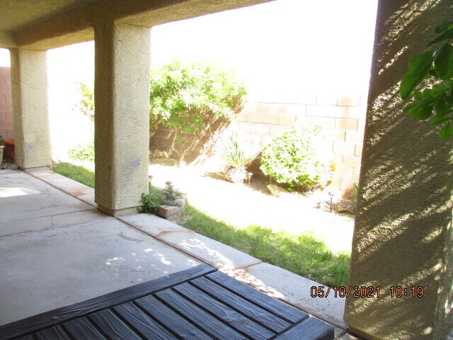 Foto del edificio - 678 Chepstow Ave