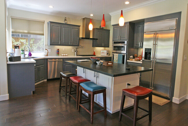 Building Photo - 4754 San Tropico Ct