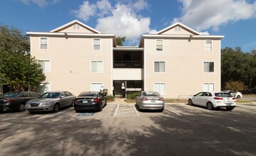 Building Photo - 3800 SW 20th Ave