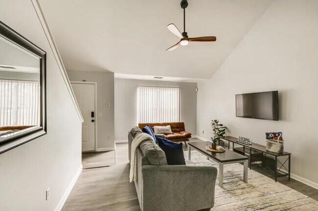 Foto del edificio - 2786 Westbrook Ct