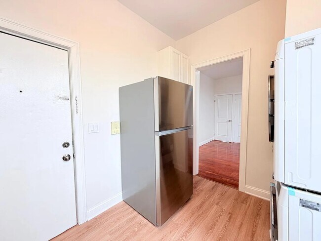 Foto del edificio - 5111 Palisade Ave