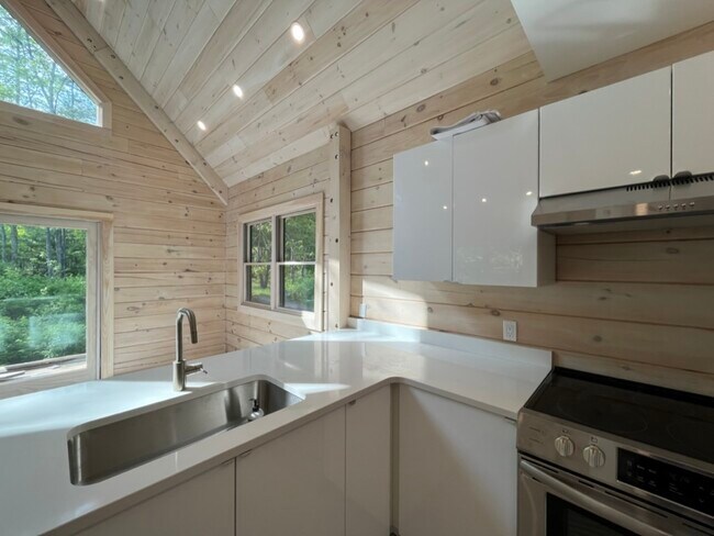 Foto del edificio - 2 Coles Village Rd