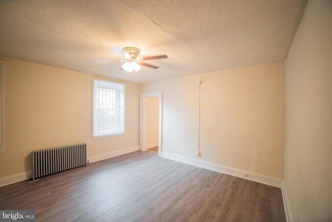 Foto del edificio - 527 Fairmount Ave