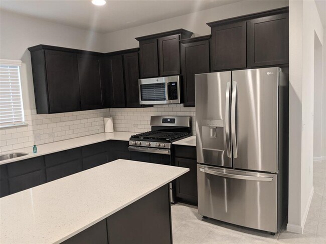 Building Photo - 6404 Gunflint Dr