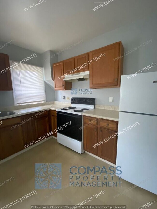 Foto del edificio - 516 W 1st Ave