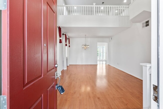 Building Photo - Your Next Home Is Ready!
