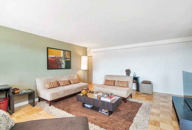 Building Photo - 6040 JFK Blvd E