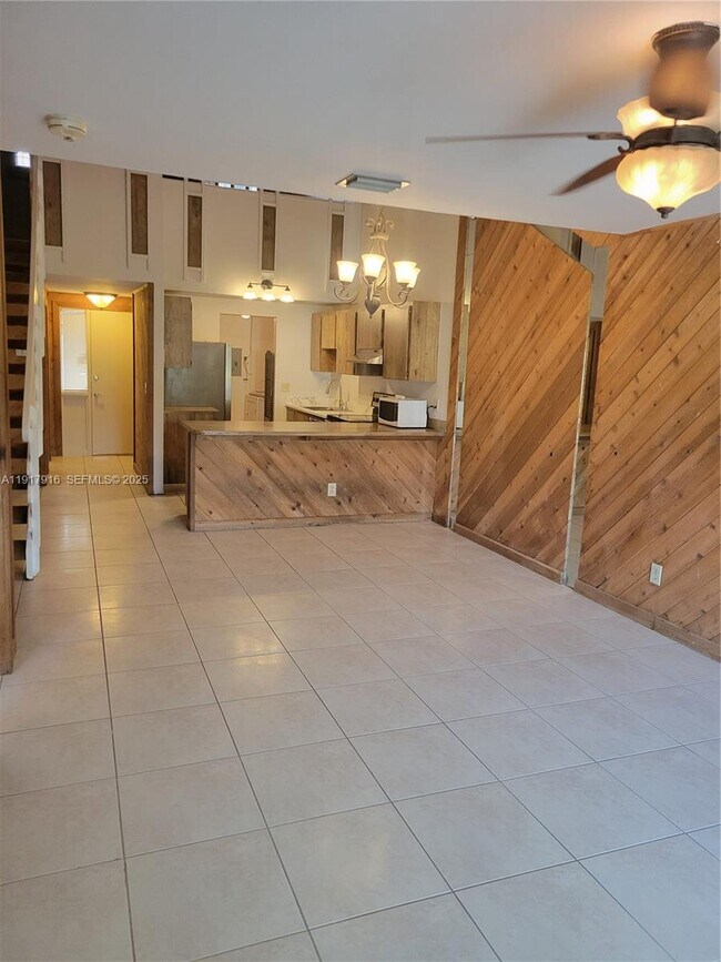 Foto del edificio - 6963 SW 40th St