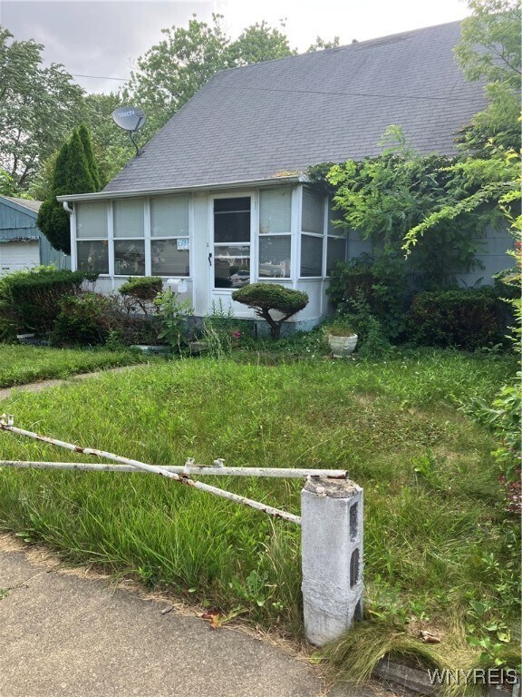 Primary Photo - 2737 21st St
