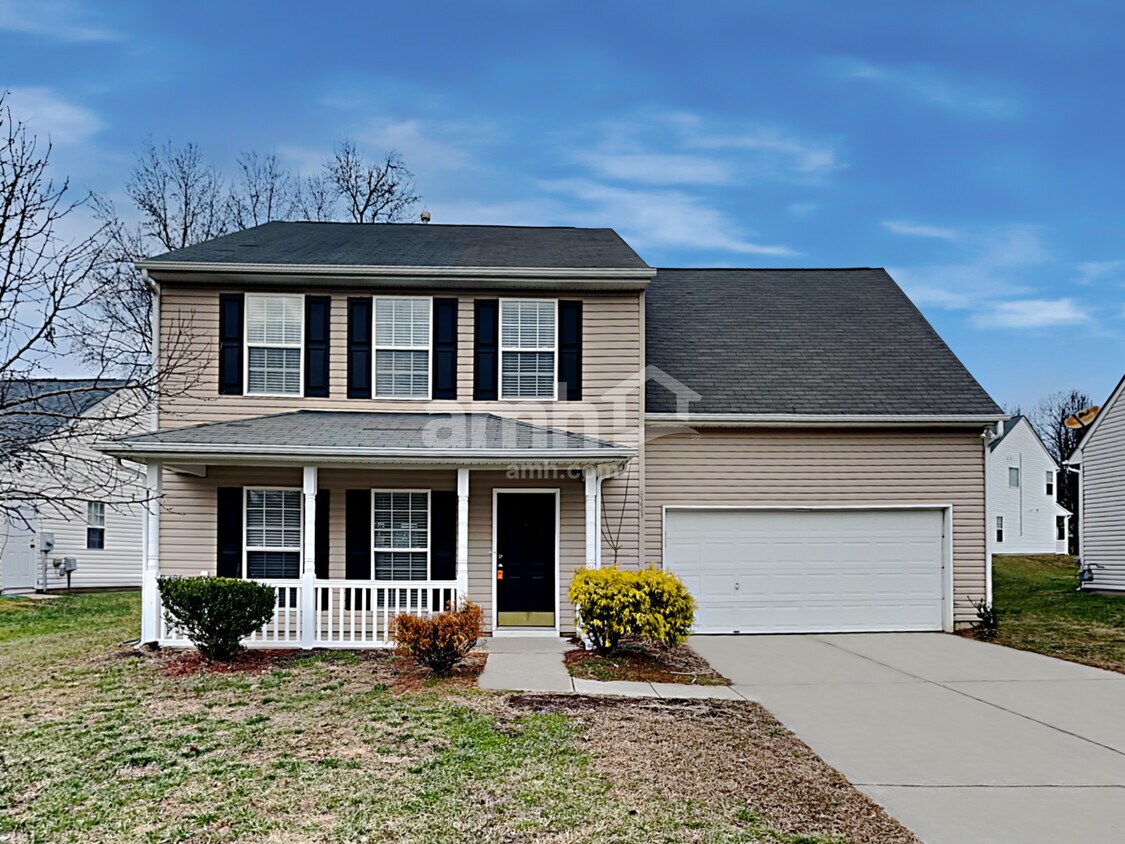 Foto principal - 8223 Fox Swamp Rd