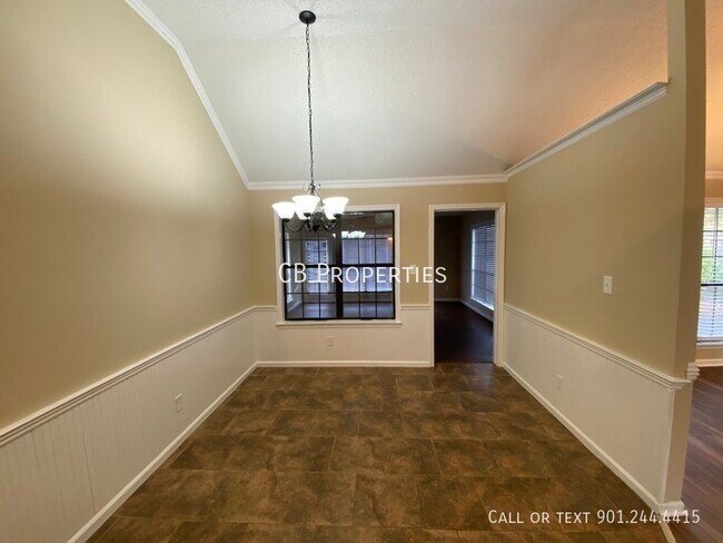 Building Photo - Cordova Home with Hardwood Floors
