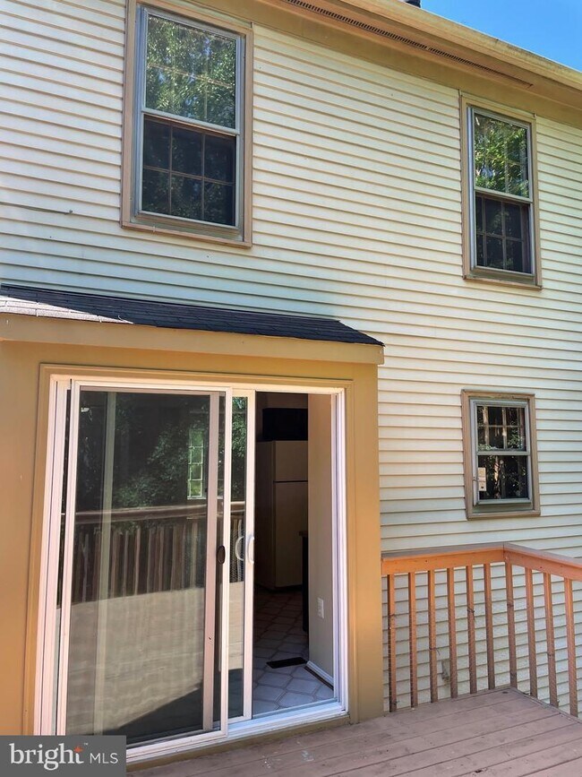 Building Photo - 10278 Colony Park Dr