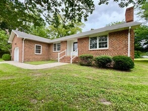 Building Photo - 170 Hunts Neck Rd