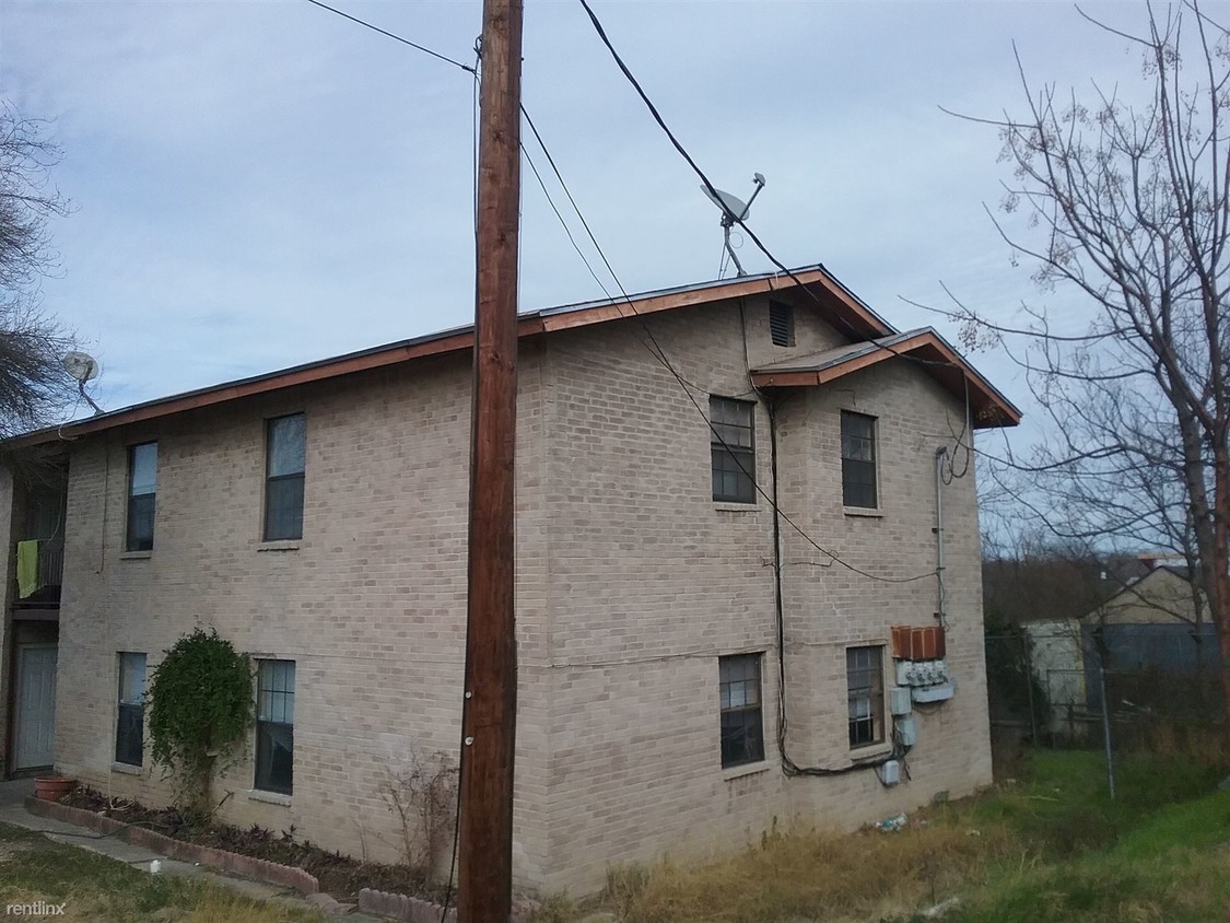 Primary Photo - 2226 Pinn Rd