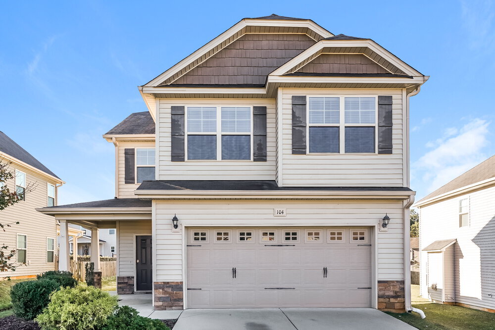 Foto principal - 104 W Webber Ln