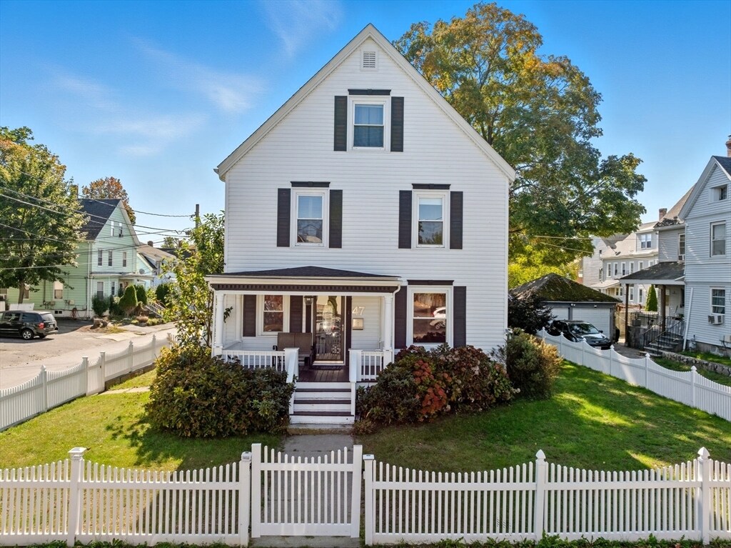 Primary Photo - 47 Clinton St