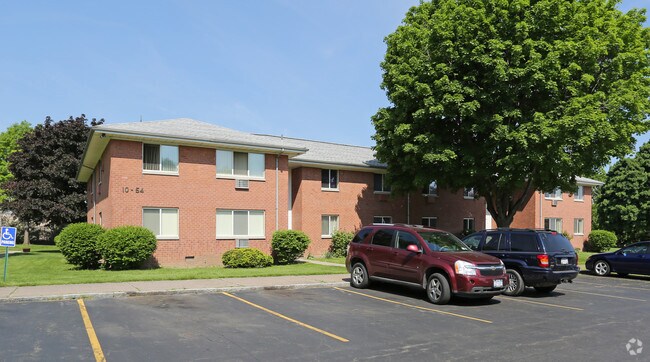 Building Photo - Brambury Ridge Apartments